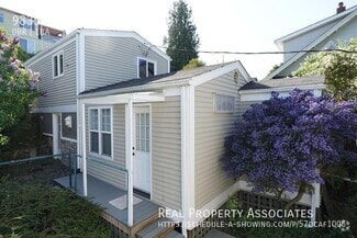 Building Photo - 9835 Arrowsmith Ave S