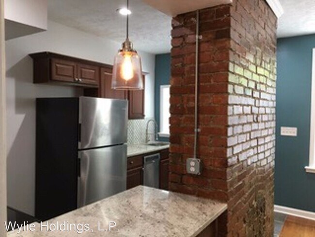 Building Photo - 2 br, 1 bath House - 212 57th Street