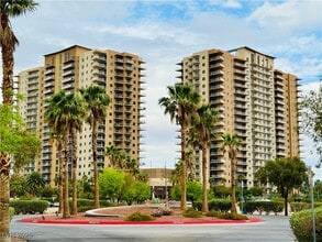 Building Photo - 8255 S Las Vegas Blvd