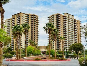 Building Photo - 8255 S Las Vegas Blvd