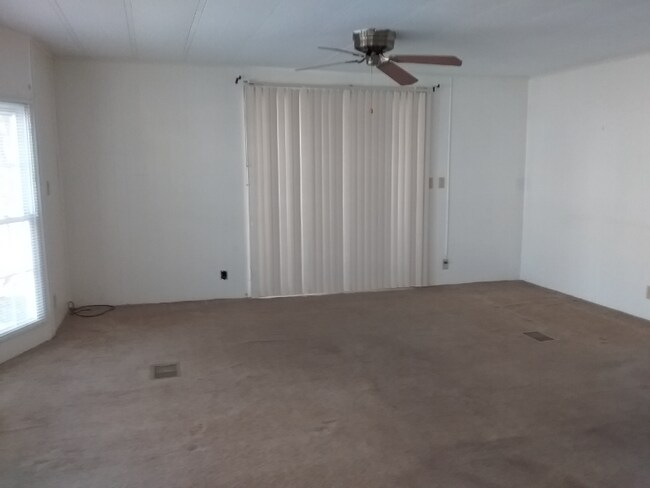 Building Photo - 50 Sugar Bear Dr