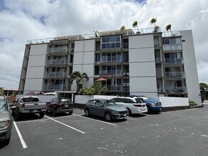 Building Photo - 3151 Monsarrat Ave