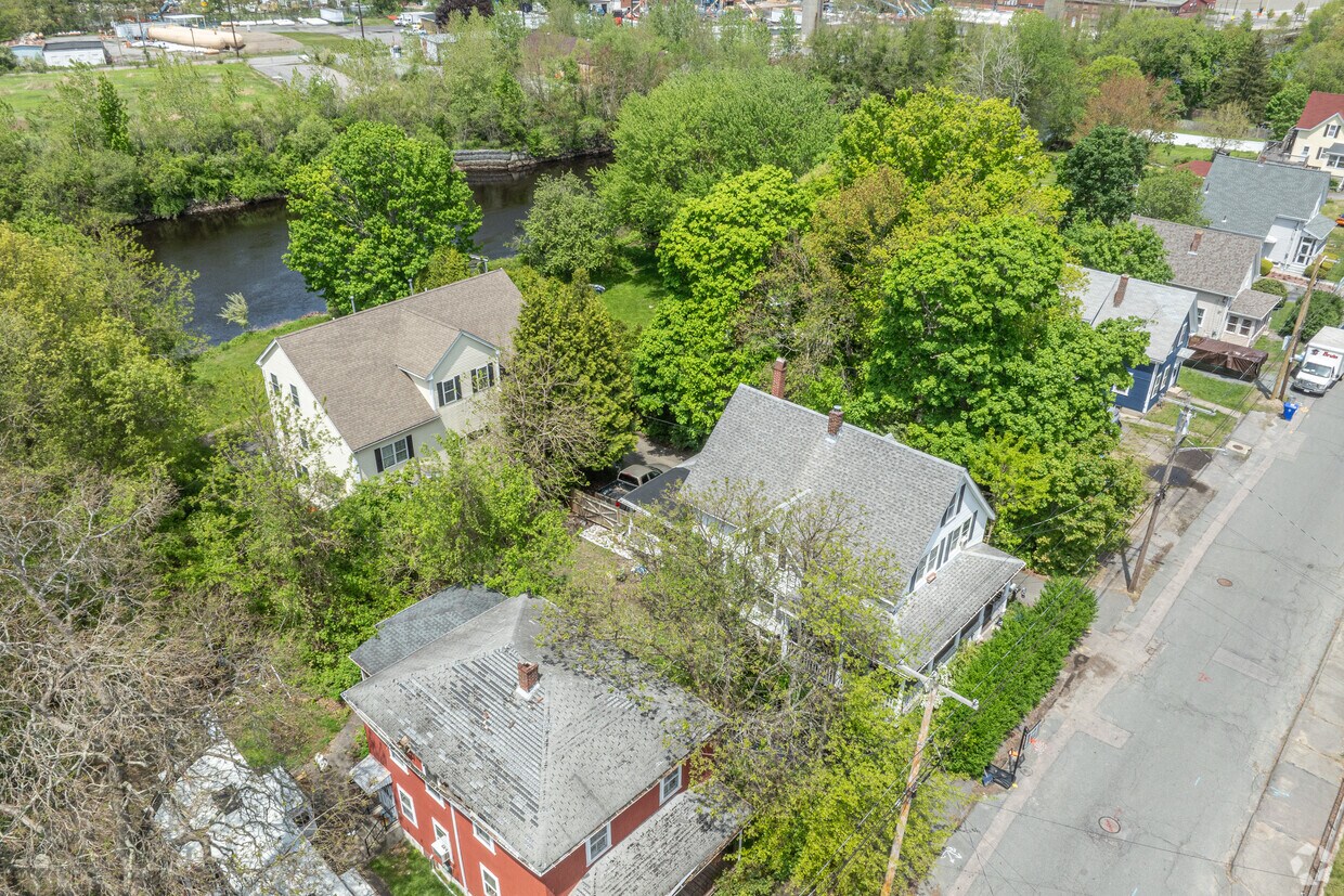 123 E Water St Taunton, MA 02780-4974 - 123 E Water St