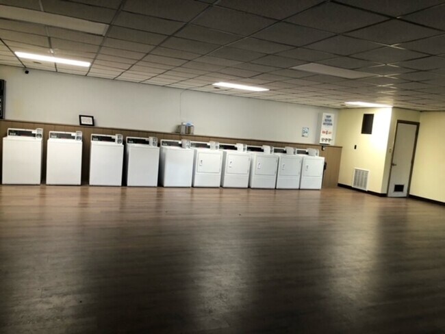 Building Photo - 295 - 299 State