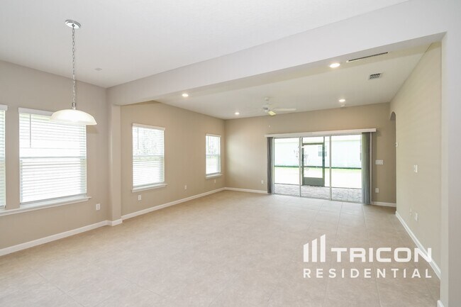 Building Photo - 10328 Pavnes Creek Dr