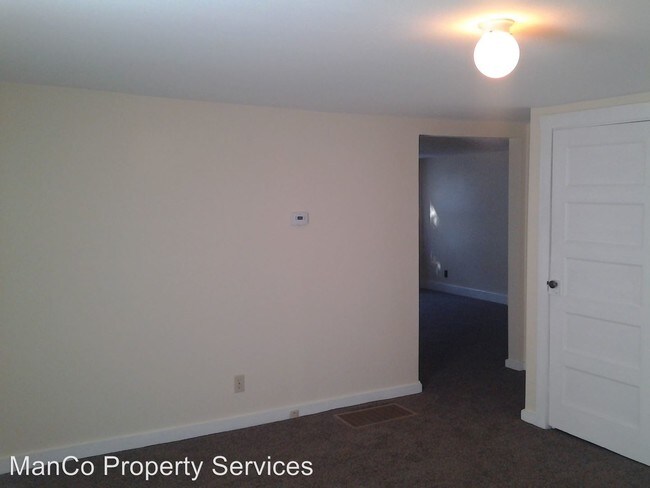 Building Photo - 412 Nordale Ave