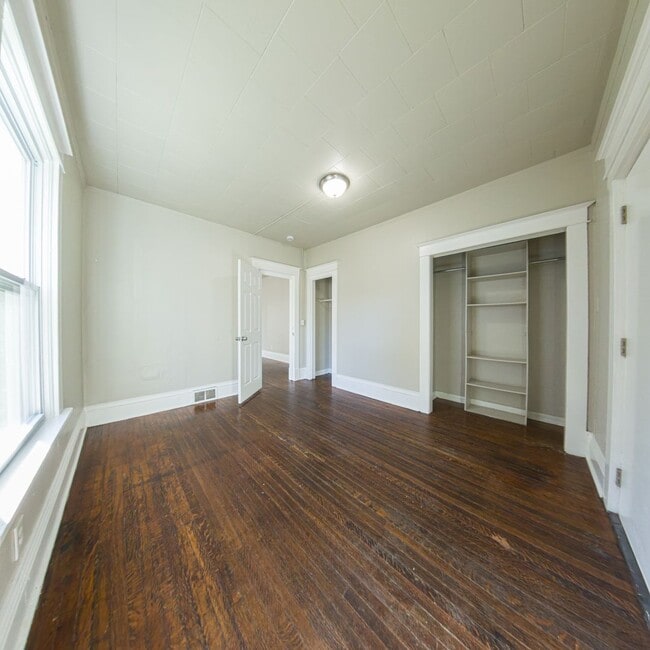 Foto del edificio - 2846 Rutland Ave