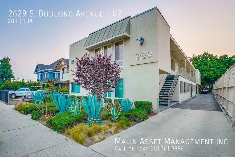 Primary Photo - Stylish West Adams Rentals – Light-Filled,...