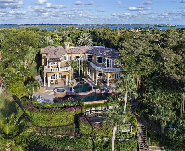 Foto del edificio - 173 S River Rd