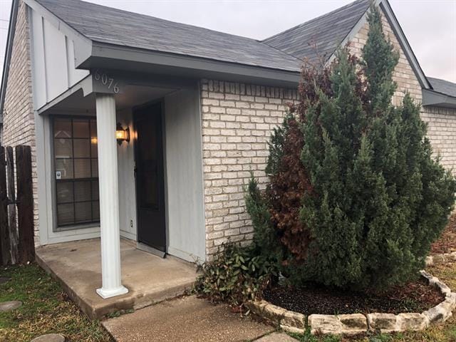 Building Photo - 6076 Dooley Dr