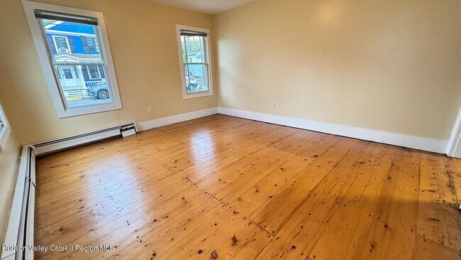 Foto del edificio - 30 8th St