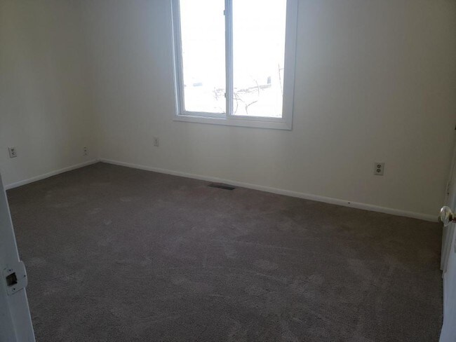 Building Photo - 304 Clay Street