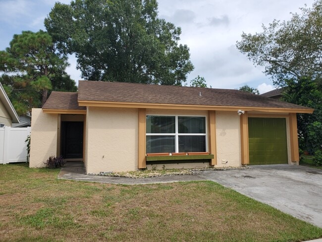 Building Photo - 10709 Key Lime Way