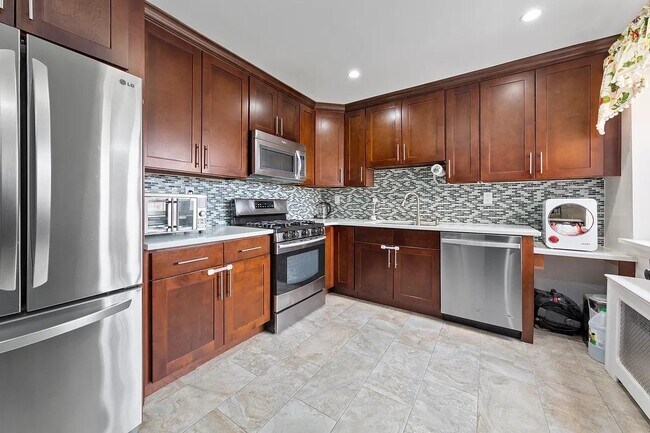 Foto del edificio - 29-30 138th St