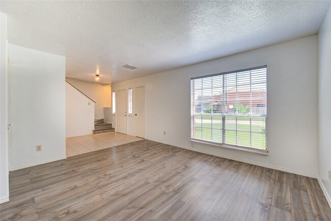Building Photo - 14311 Rainy Sun Cir