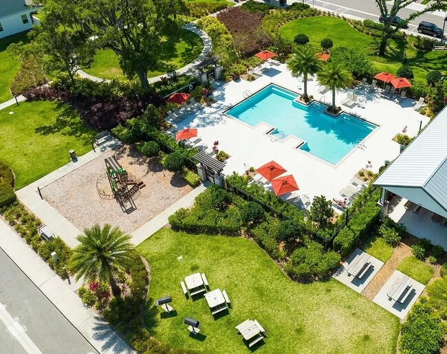 Foto del edificio - 1351 Merrydale Way