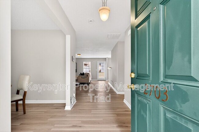 Foto del edificio - 2703 Stafford St