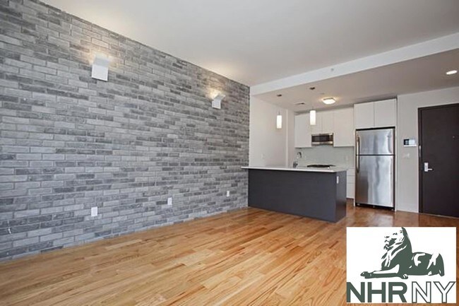 Foto del edificio - 376 Franklin Avenue