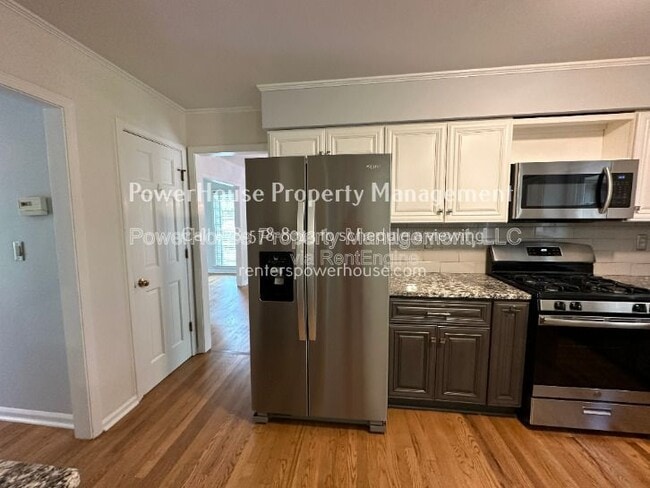 Foto del edificio - 790 Woodmont Dr
