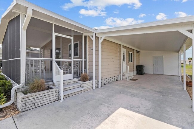 Building Photo - 611 La Jolla Cir