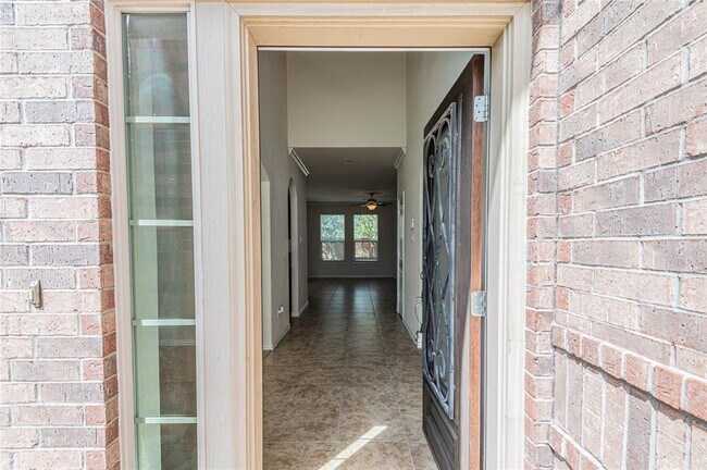Foto del edificio - 24127 Haywards Crossing Ln