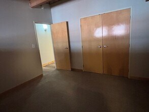 Building Photo - Bridgeview Apartments