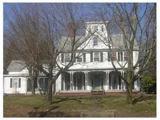 Primary Photo - 1 Tower Hill Rd