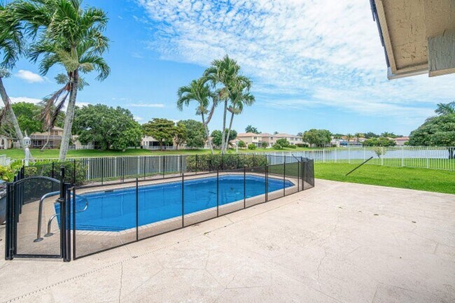 Building Photo - 7366 Ashley Shores Cir