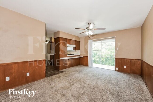 Foto del edificio - 2913 E Mitchell St