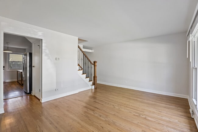Building Photo - 241 S Edgewood Ave