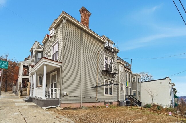 Photo - 1220 Louden St Apartment