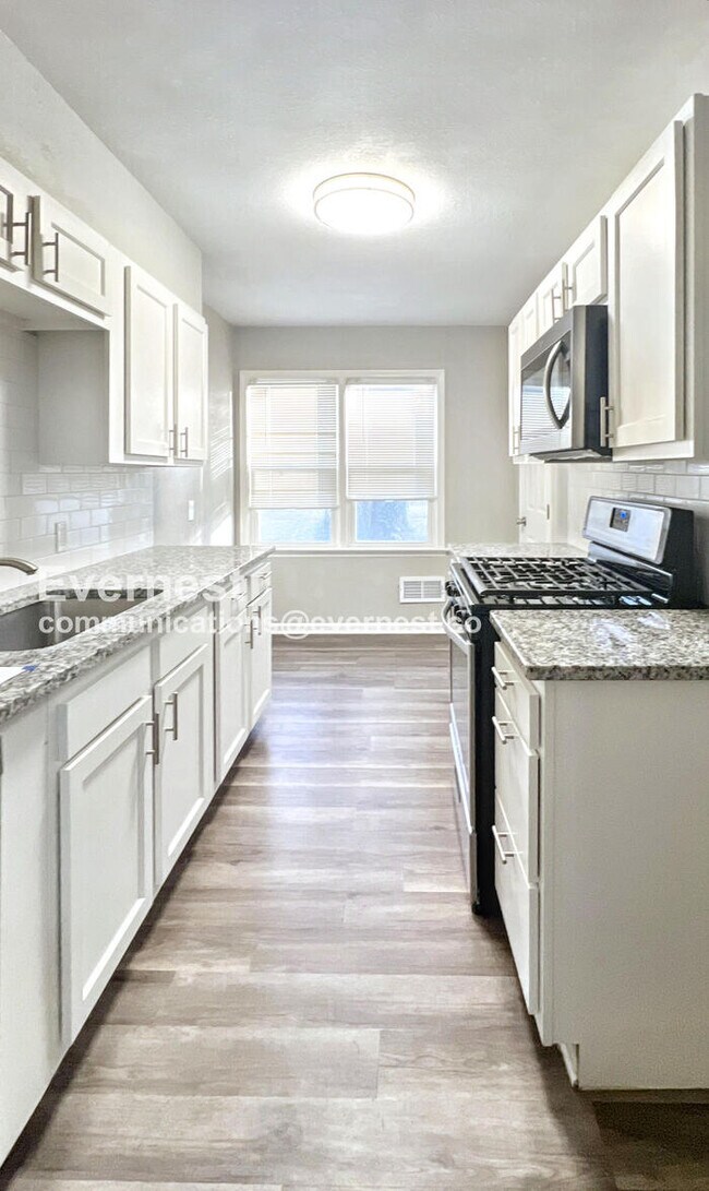 Foto del edificio - 9611 E 33rd St S