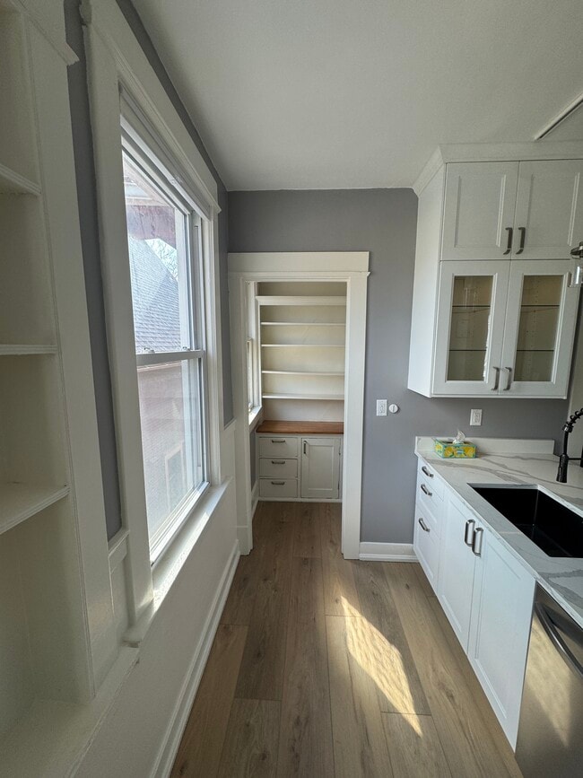 Building Photo - 2990 S Wentworth Ave