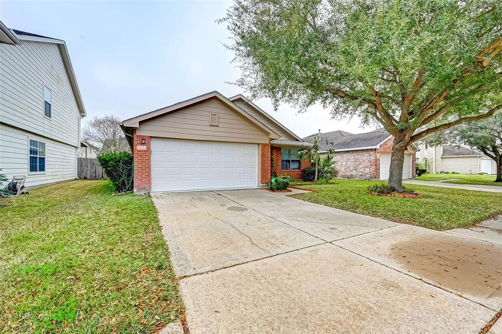 Foto principal - 3522 Samuel Adams Ln