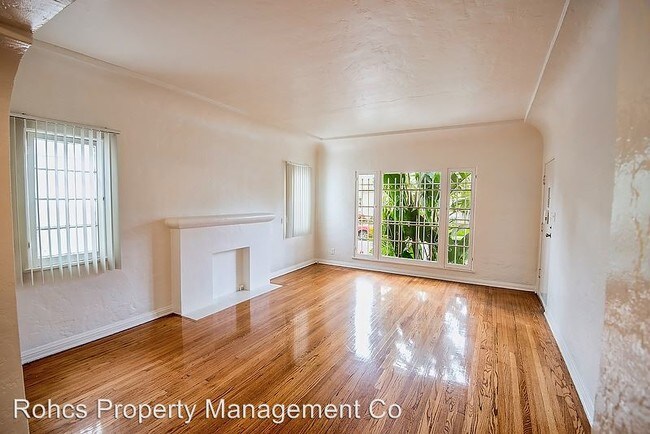 Building Photo - 330 N Genesee Ave