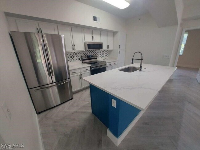 Foto del edificio - 7940 Preserve Cir