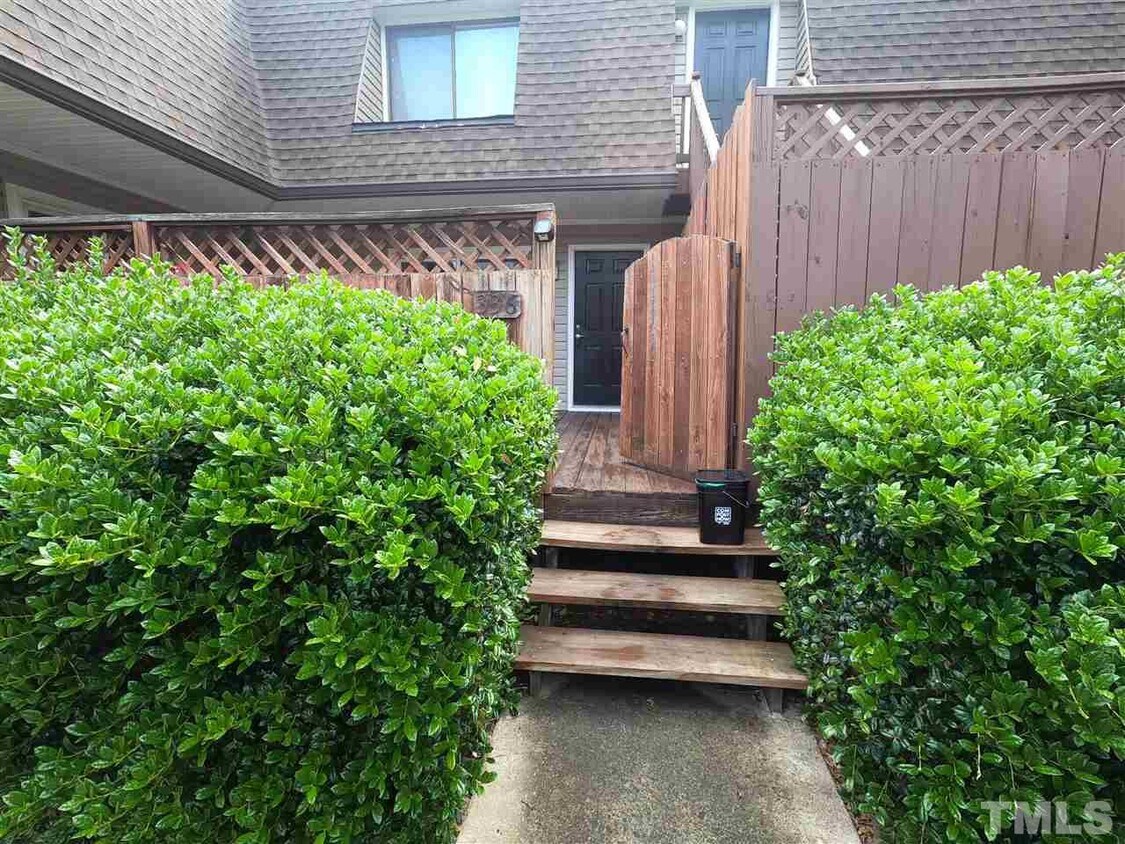 336 Summerwalk Cir, Chapel Hill, NC 27517 Apartment for Rent in