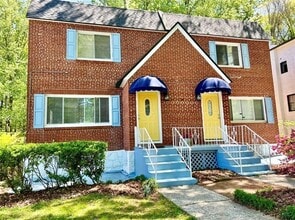 Building Photo - 1179 Lynmoor Dr NE