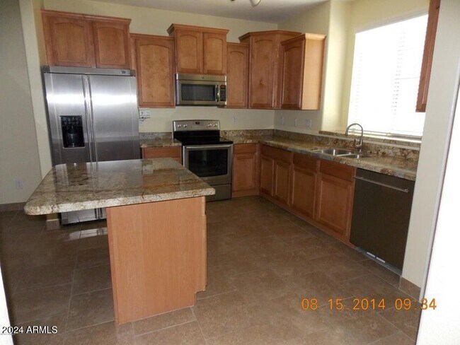 Building Photo - 4382 E Renee Dr