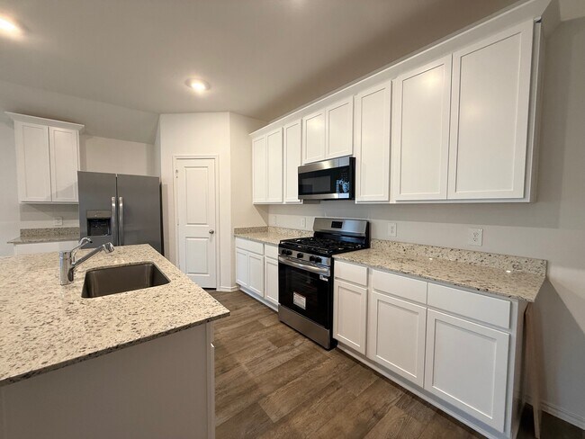 Building Photo - 3807 Axyl Run Ct