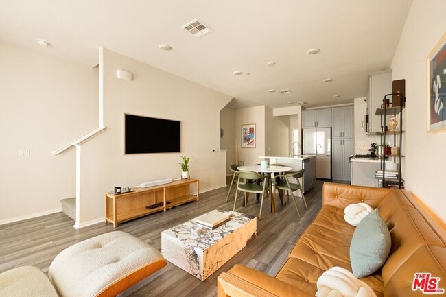 Foto del edificio - 1716 Cayton Lp