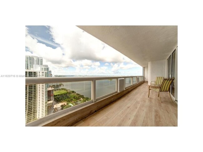 Building Photo - 1717 N Bayshore Dr