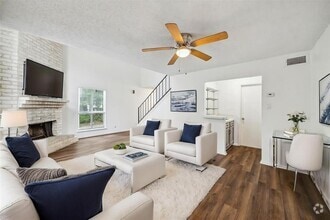 Building Photo - 5779 Easthampton Dr