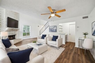 Building Photo - 5779 Easthampton Dr