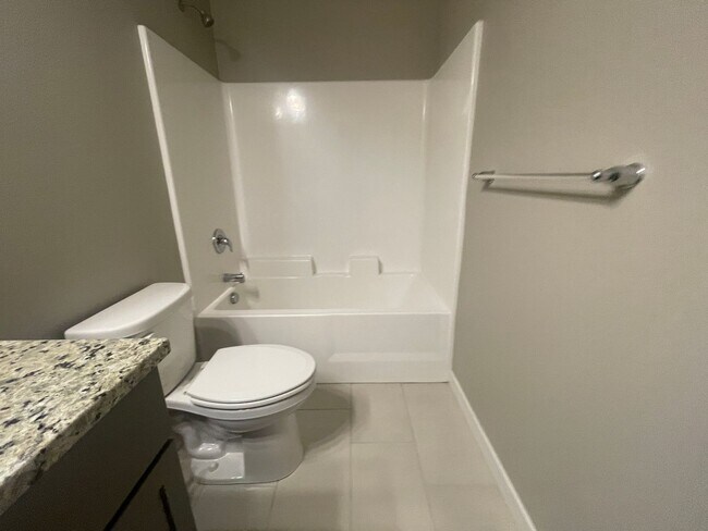 Foto del edificio - COMING SOON! SPACIOUS, LOVELY REDMOND HOME! GREAT LAYOUT!