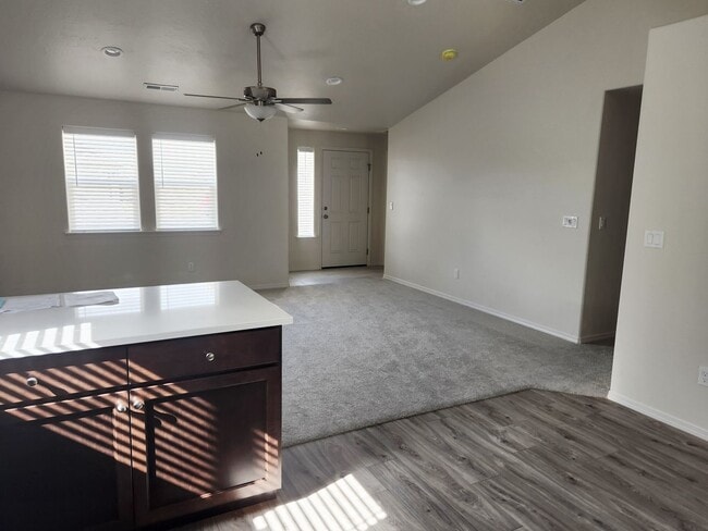 Building Photo - Beautiful brand new 3 bed 2 bath home in the Shadow Glenn Subdivision, just off Linden and Middle...