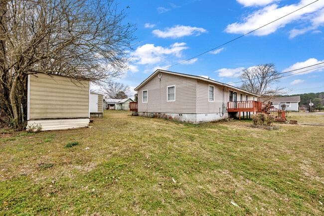 Foto del edificio - 7328 Denmark Ave