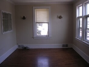 Building Photo - 3177 N Holton St