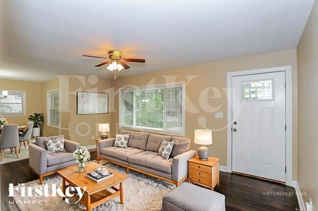 Foto del edificio - 1855 Shamrock Dr