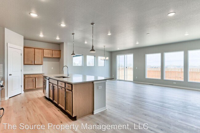 Foto del edificio - 3 br, 2 bath House - 5298 Honeycomb Ave